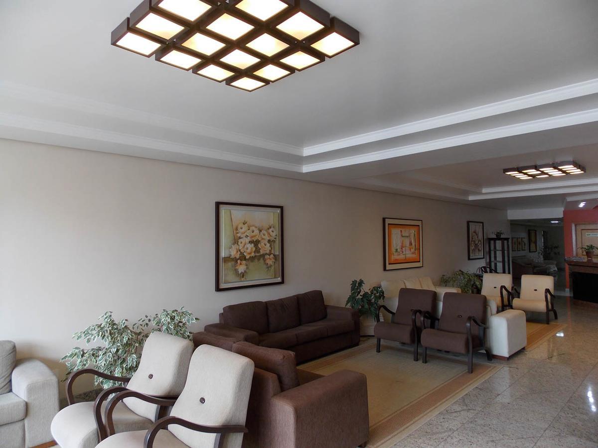 Aparthotel Center *